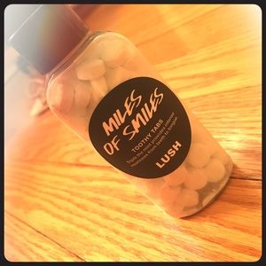 Miles of smiles lush tooth tabs